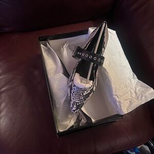 Design Lab Lord & Taylor Black Snakeskin Heels